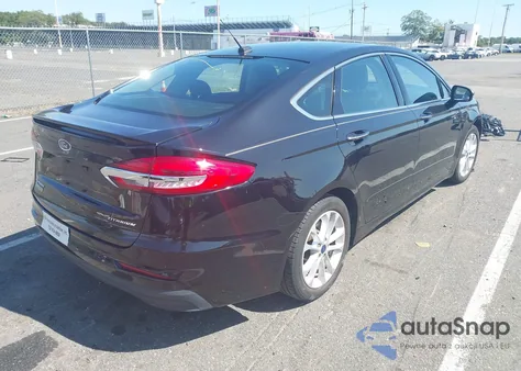 2019 Ford Fusion Energi Titanium из США, поврежденный, VIN 3FA6P0SU1KR266688